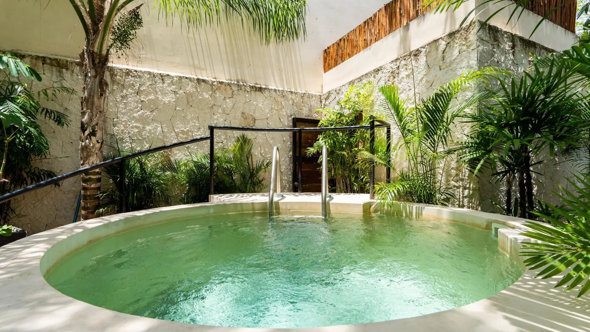 Moonstone - Villa With Private Pool And 24Hrs Security & Beach Club Access Tulum 0*,  Mexico